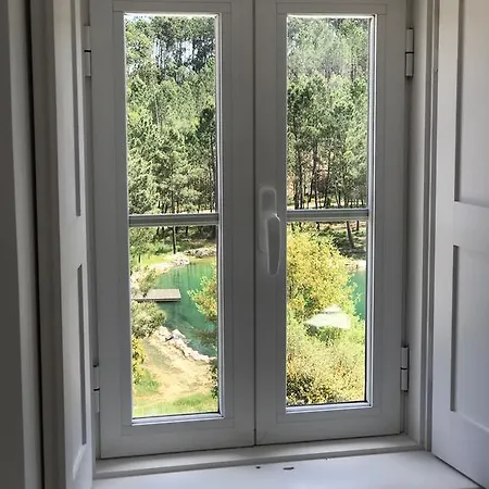 Pensión Colina Dos Piscos Casais da Abadia